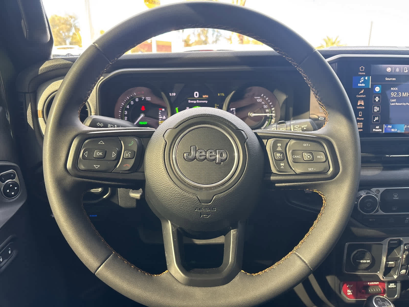 Used 2024 Jeep Wrangler Willys image 32