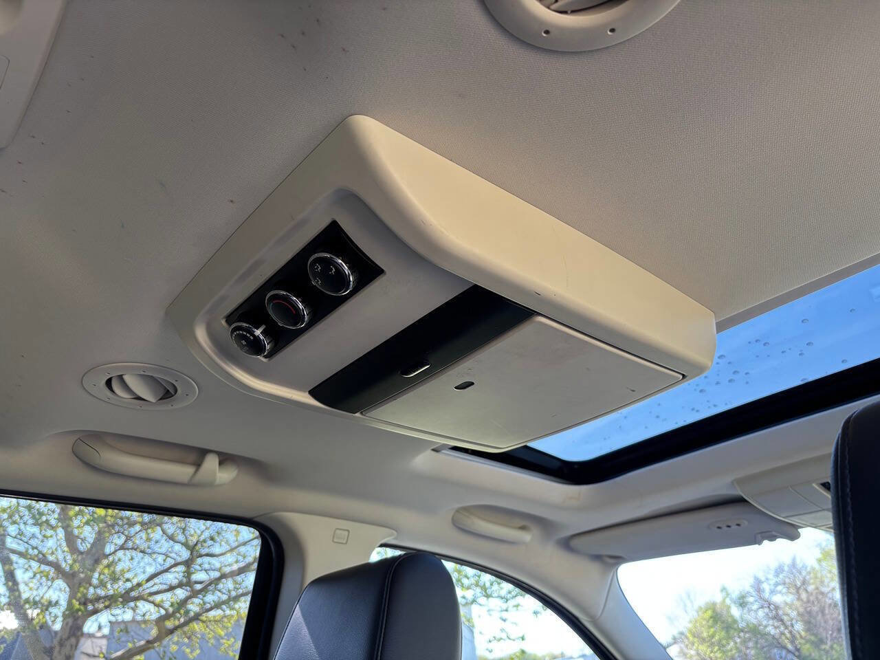 Used 2009 Dodge Journey R/T w/ Flexible Seating Group image 19