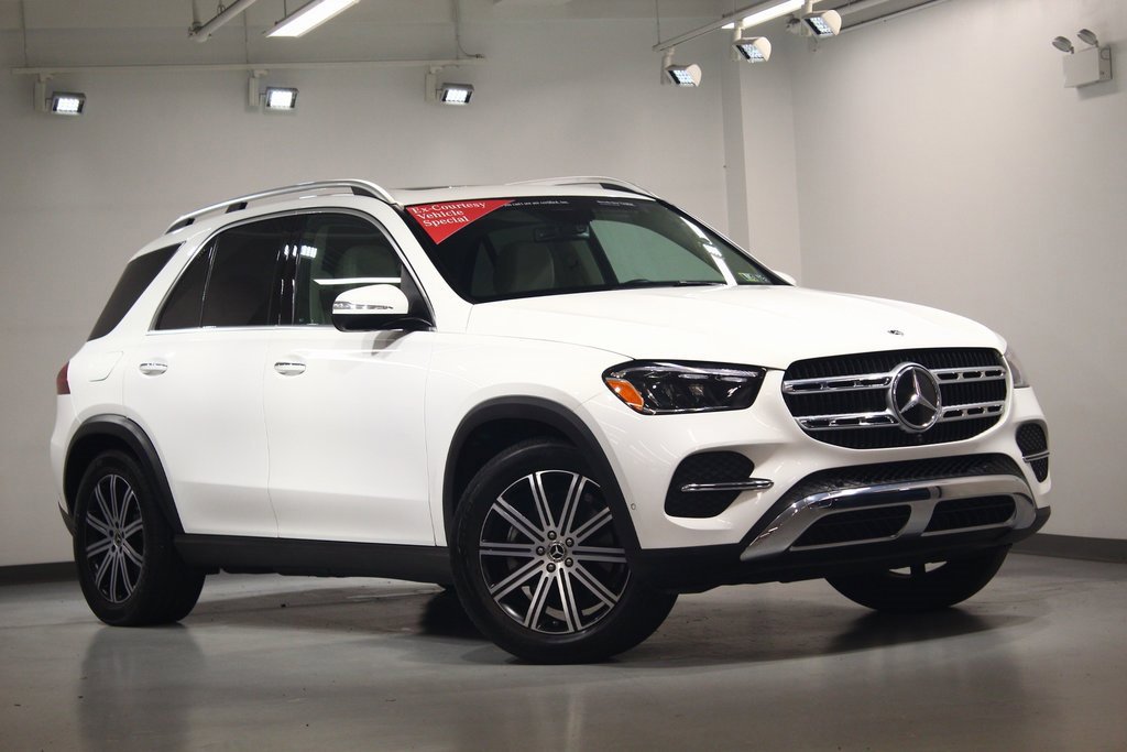 Used 2025 Mercedes-Benz GLE 350 4MATIC image 2