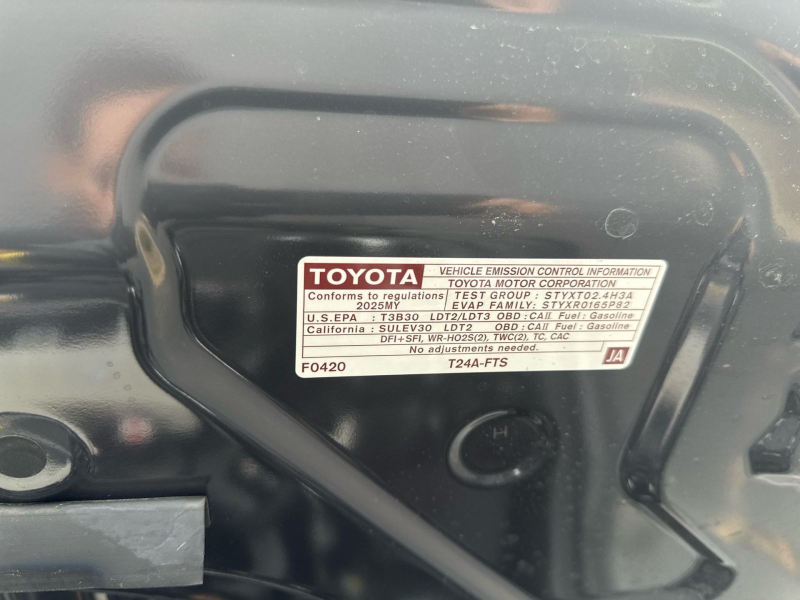 Used 2025 Toyota Tacoma TRD Off-Road AWD/4WD image 37