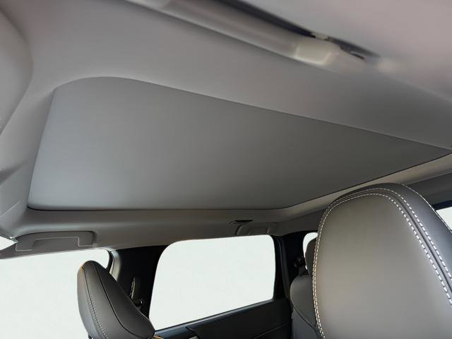 New 2026 Mitsubishi Outlander SE FWD image 15