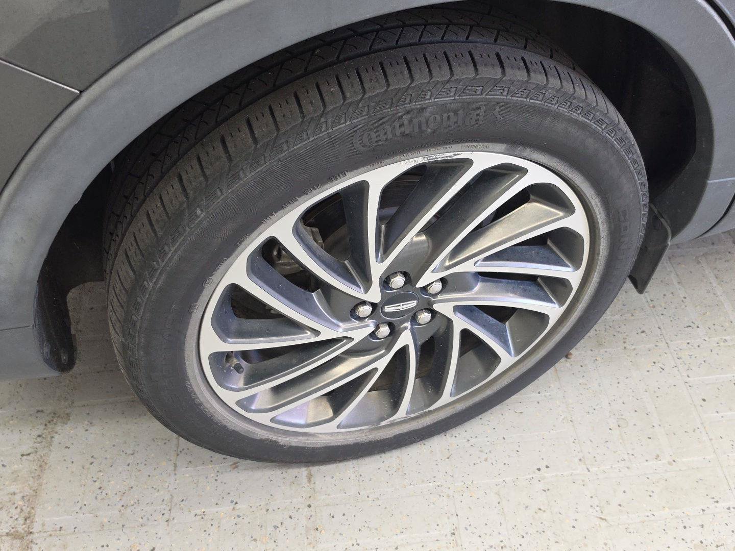Used 2020 Lincoln Nautilus Reserve FWD image 23