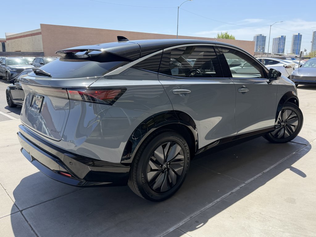 Used 2024 Nissan Ariya FWD image 4
