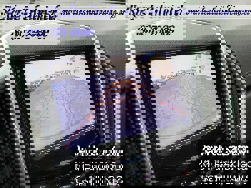 Used 2013 Cadillac SRX Luxury w/ Driver Awareness Package image 21