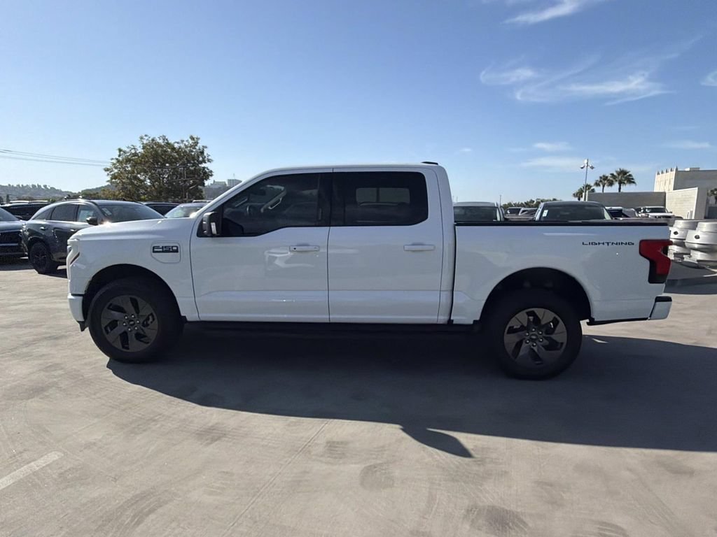 Used 2024 Ford F150 Lightning Flash AWD/4WD image 5
