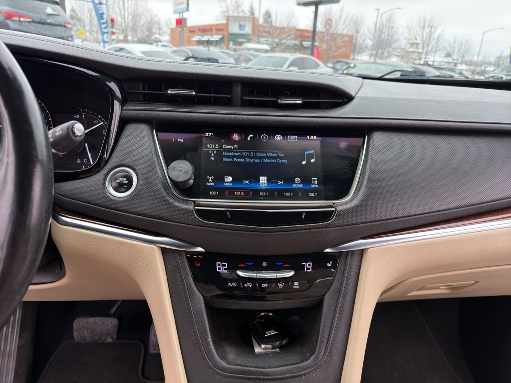 Used 2017 Cadillac XT5 Luxury w/ Driver Awareness Package image 20