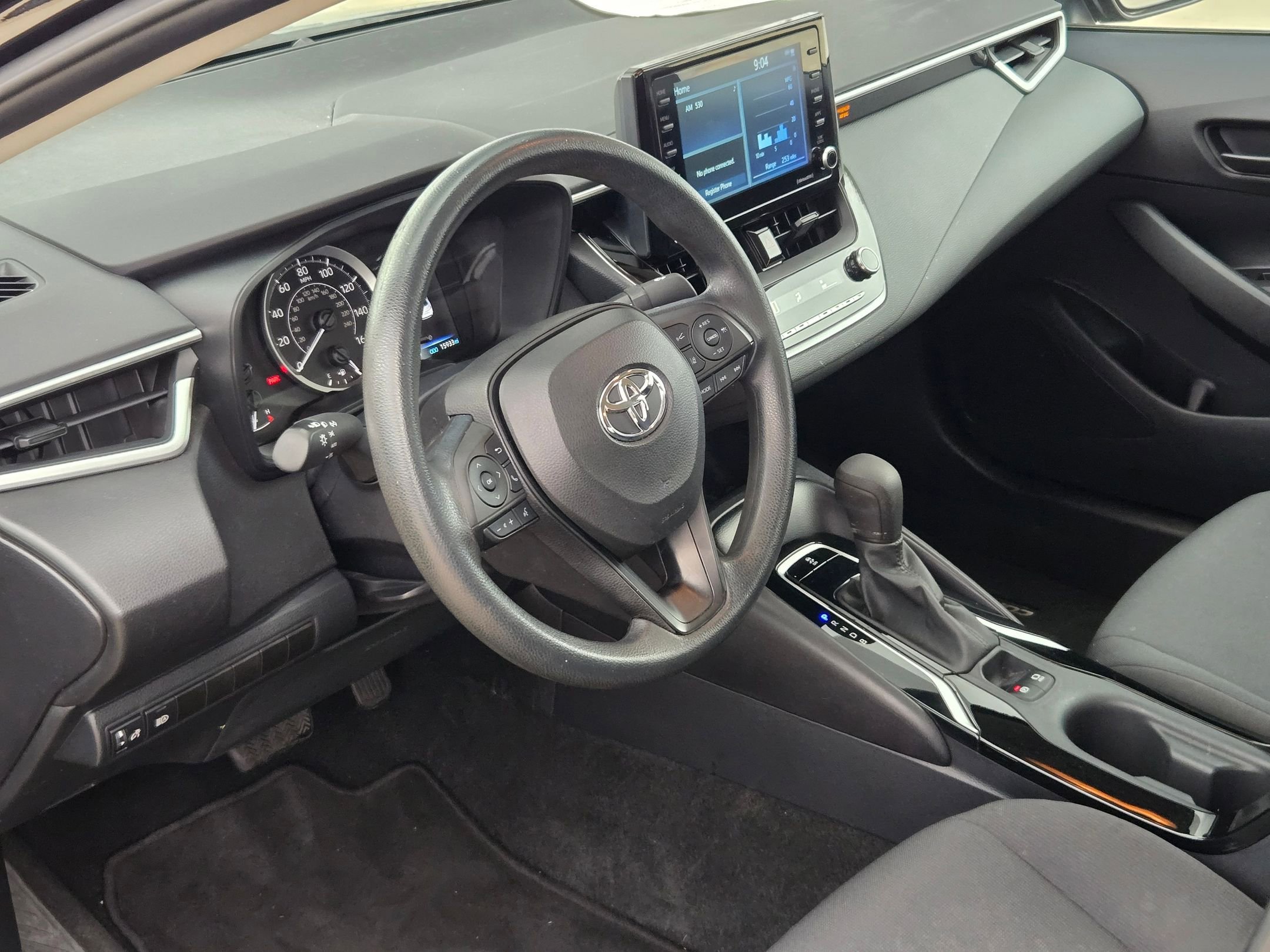 Used 2022 Toyota Corolla LE image 10