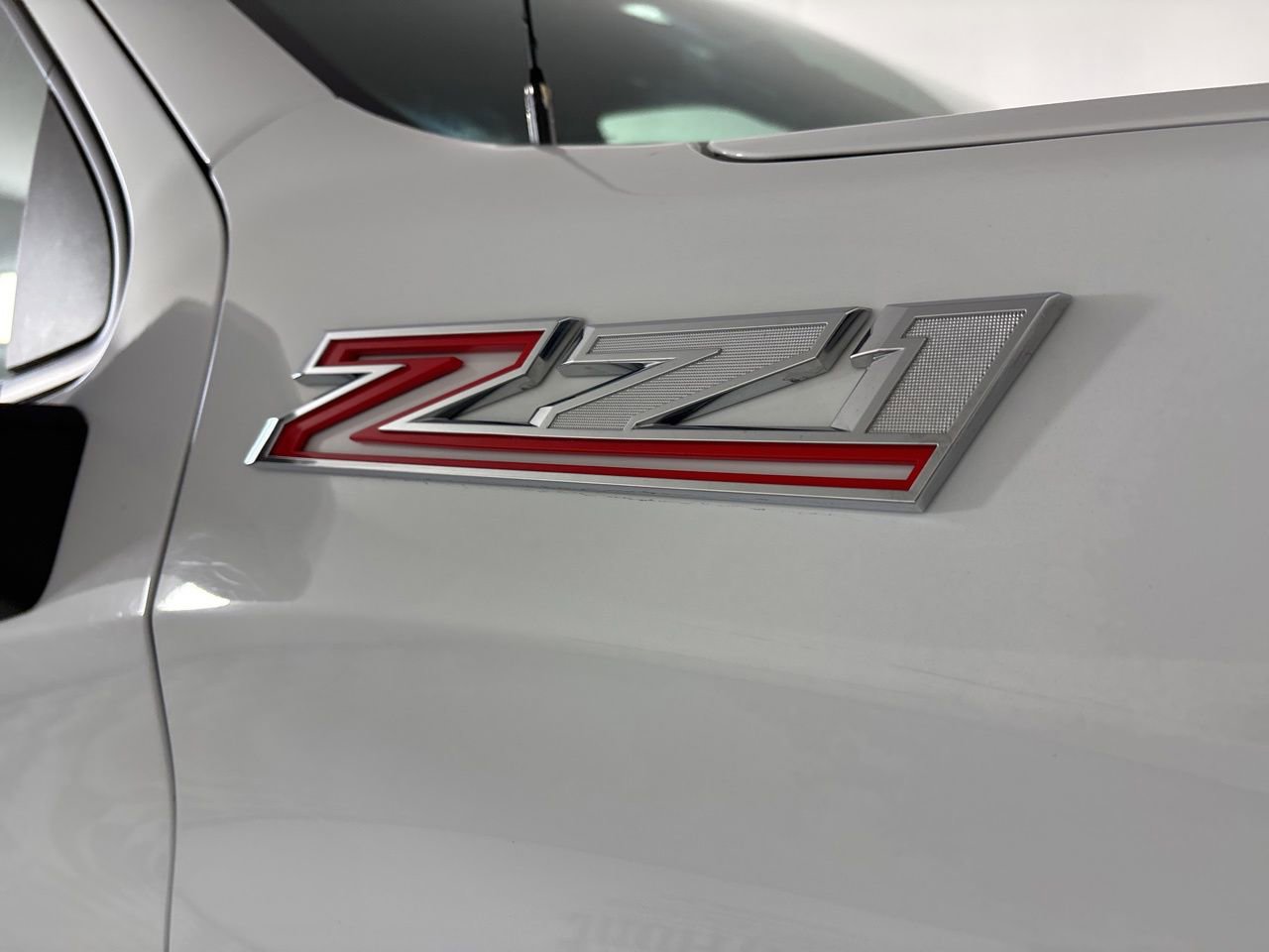 Used 2025 Chevrolet Silverado 1500 LT image 31