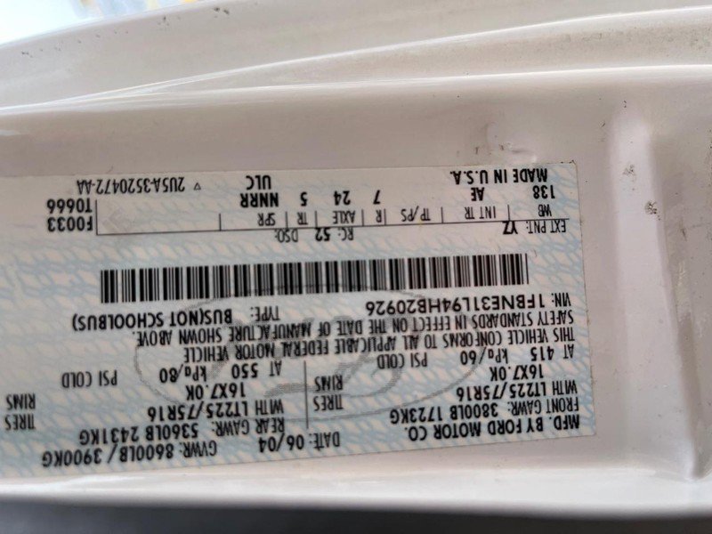 Used 2004 Ford E-350 and Econoline 350 XL image 16