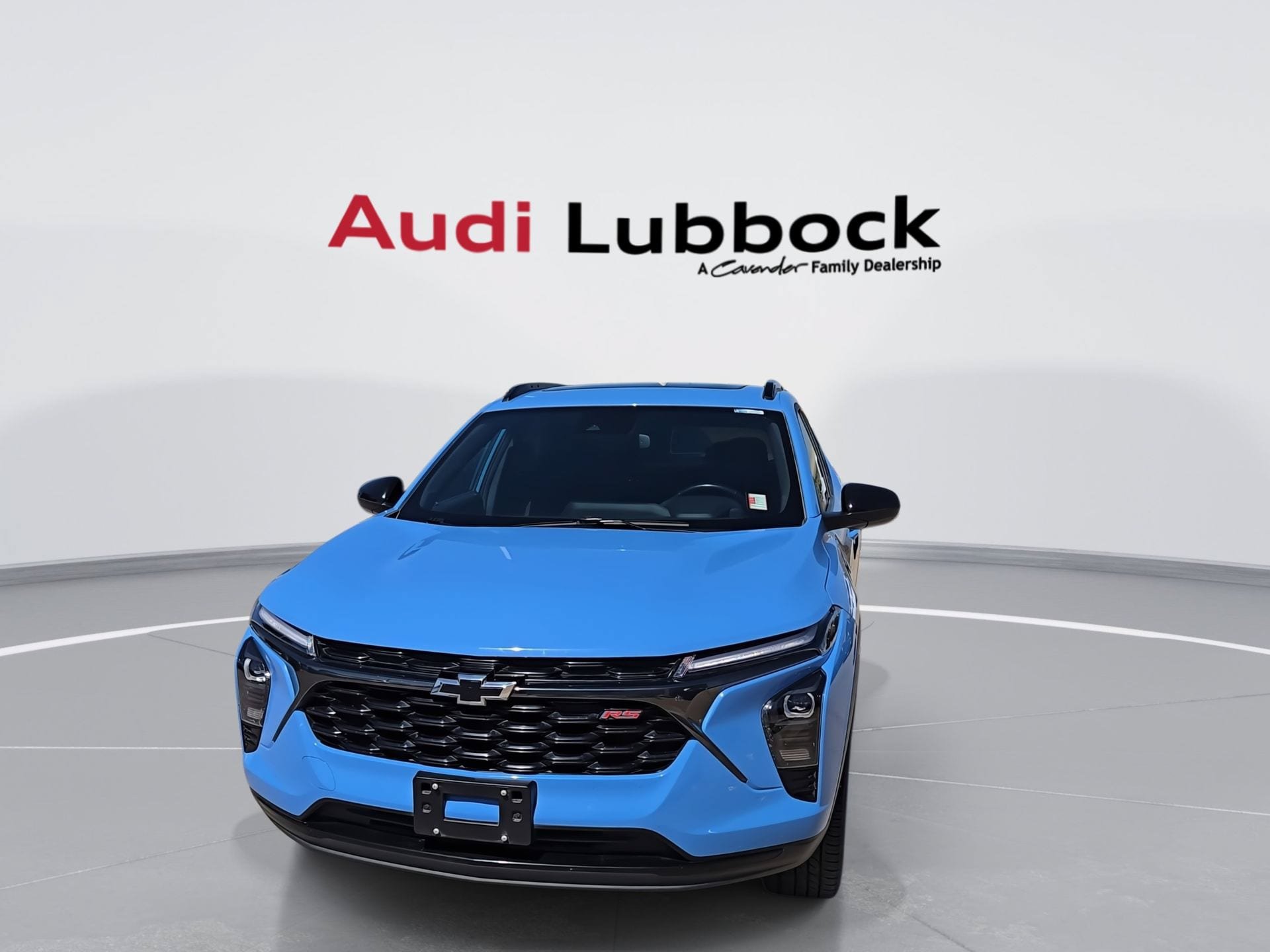 Used 2024 Chevrolet Trax RS w/ Sunroof Package FWD image 3