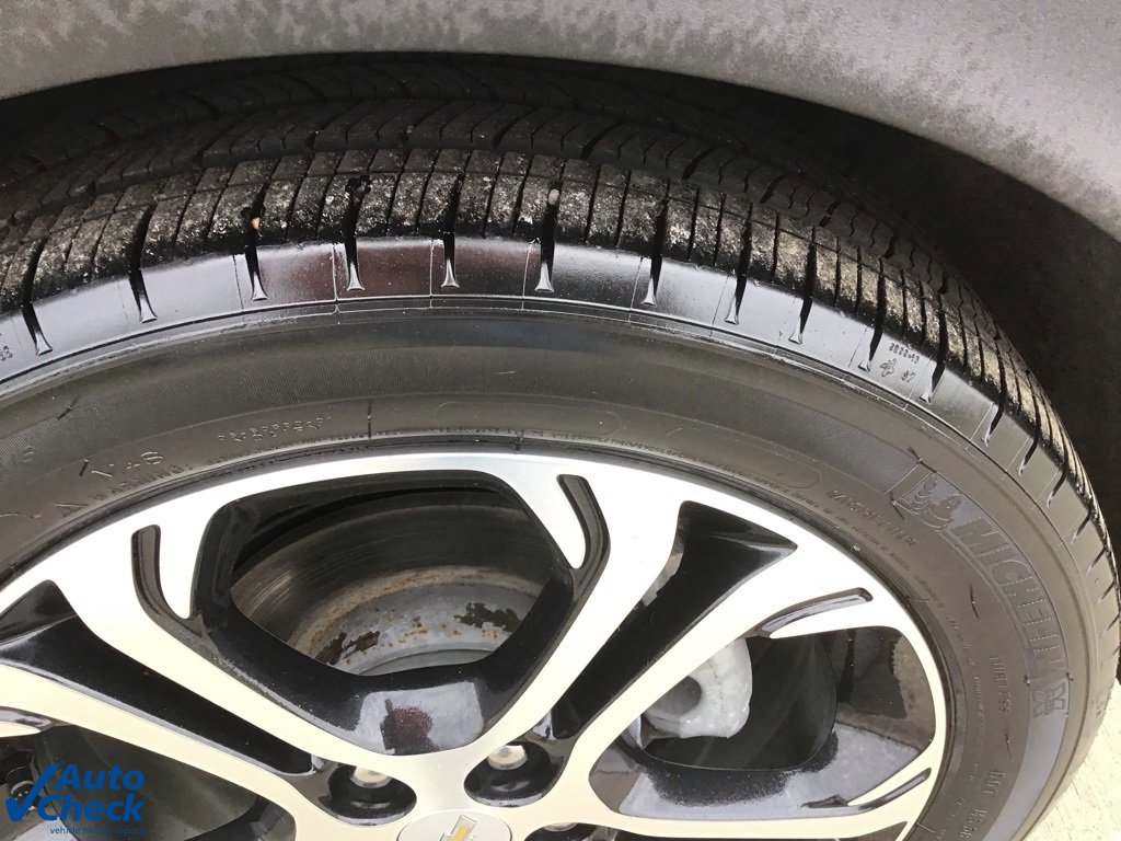 Used 2019 Chevrolet Bolt Premier w/ Infotainment Package image 46