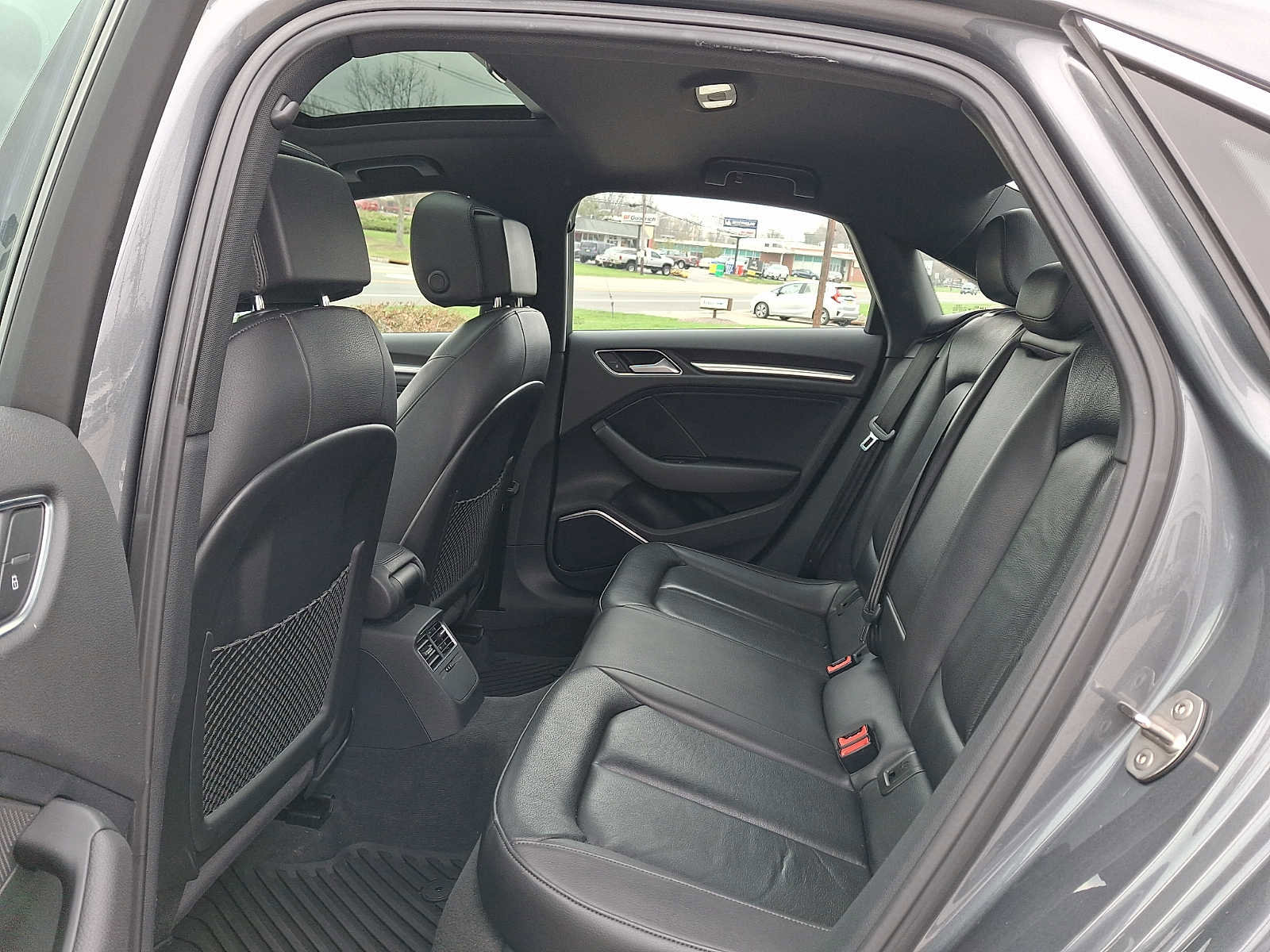 Used 2018 Audi A3 2.0T Premium Plus w/ Premium Plus Package image 10