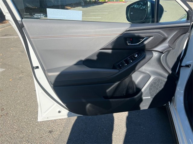 Used 2025 Subaru Crosstrek 2.5i Limited w/ Crosstrek Mirror Package image 16