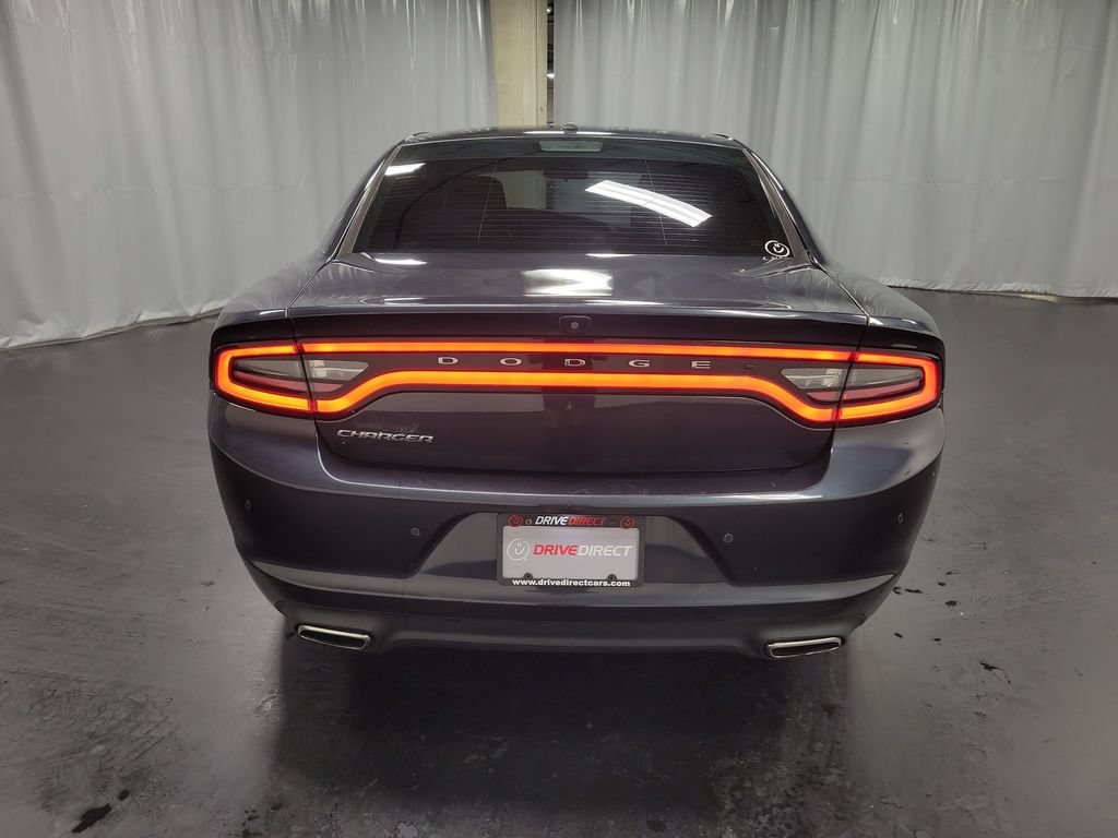 Used 2019 Dodge Charger SXT RWD image 8