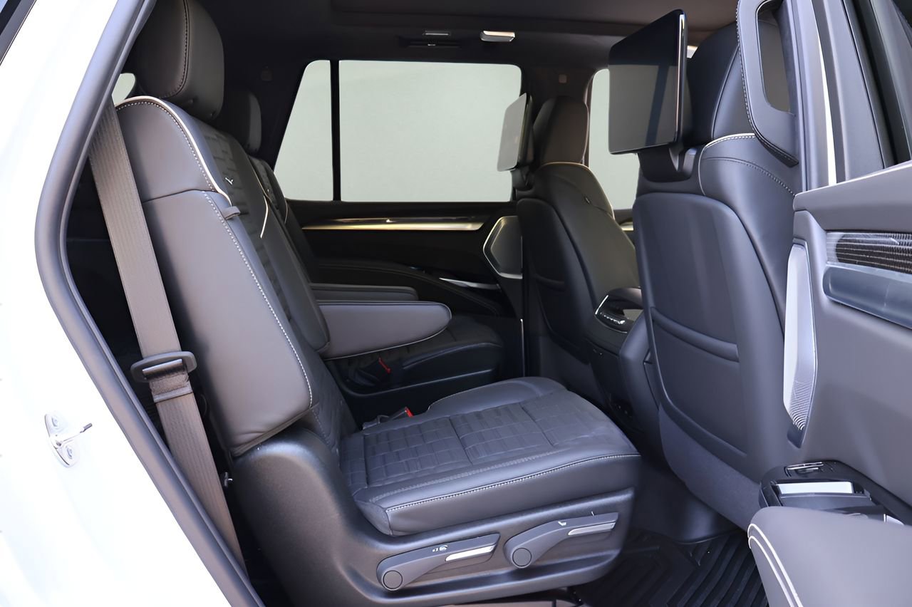 Certified 2026 Cadillac Escalade V w/ LPO, ONYX Package image 24