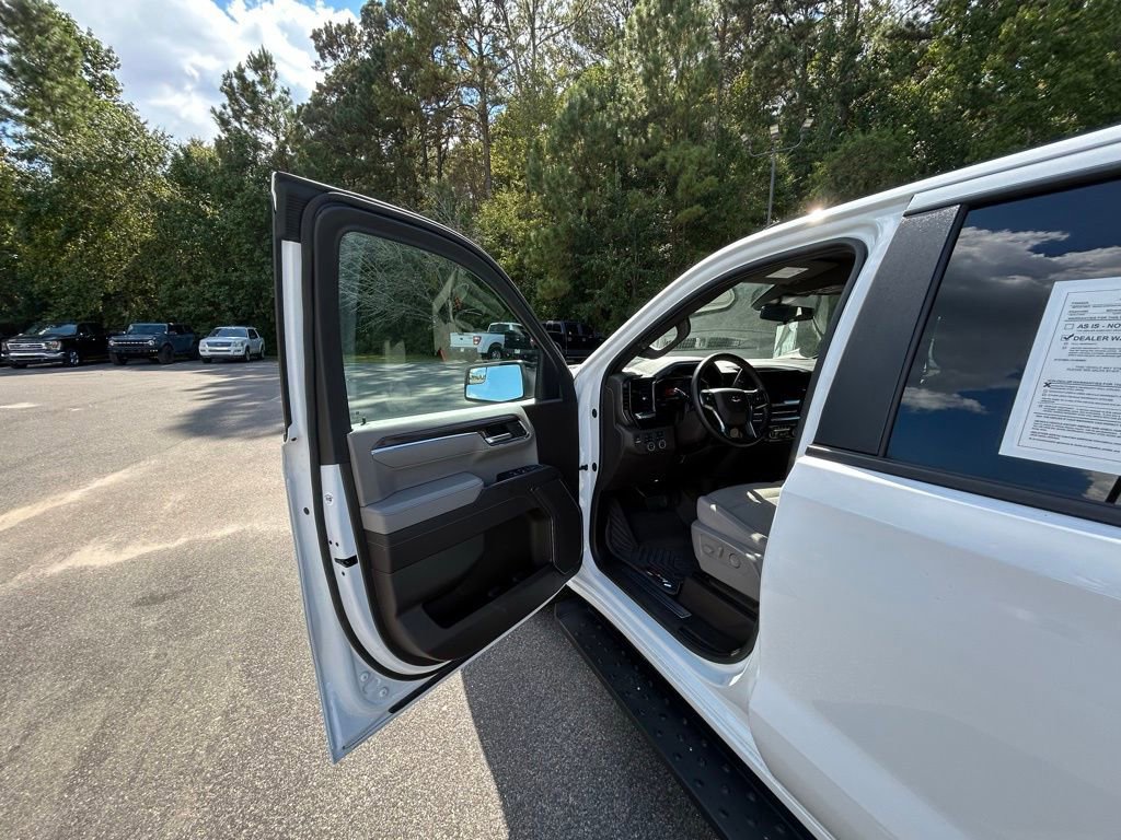 Used 2024 Chevrolet Silverado 1500 RST image 25