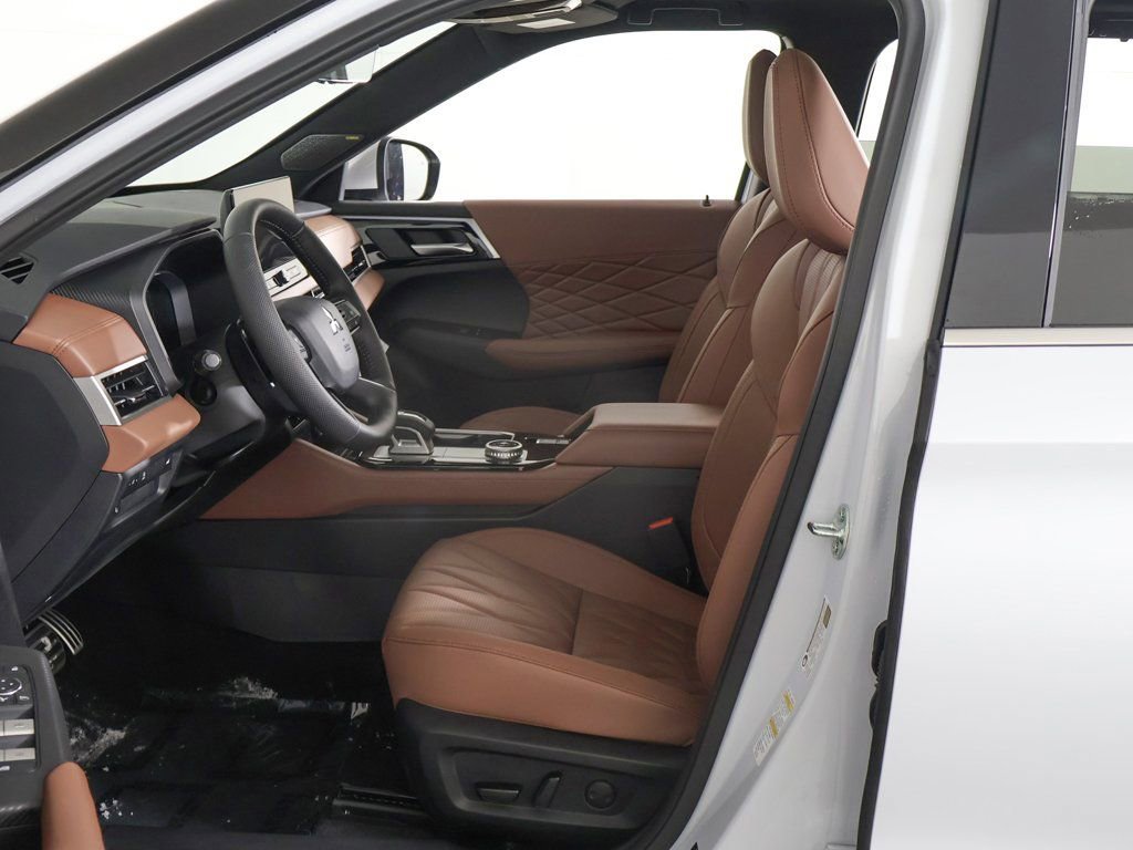 New 2026 Mitsubishi Outlander SEL AWD/4WD image 31