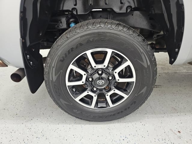 Used 2018 Toyota Tundra SR5 w/ TRD Off Road Package AWD/4WD image 7