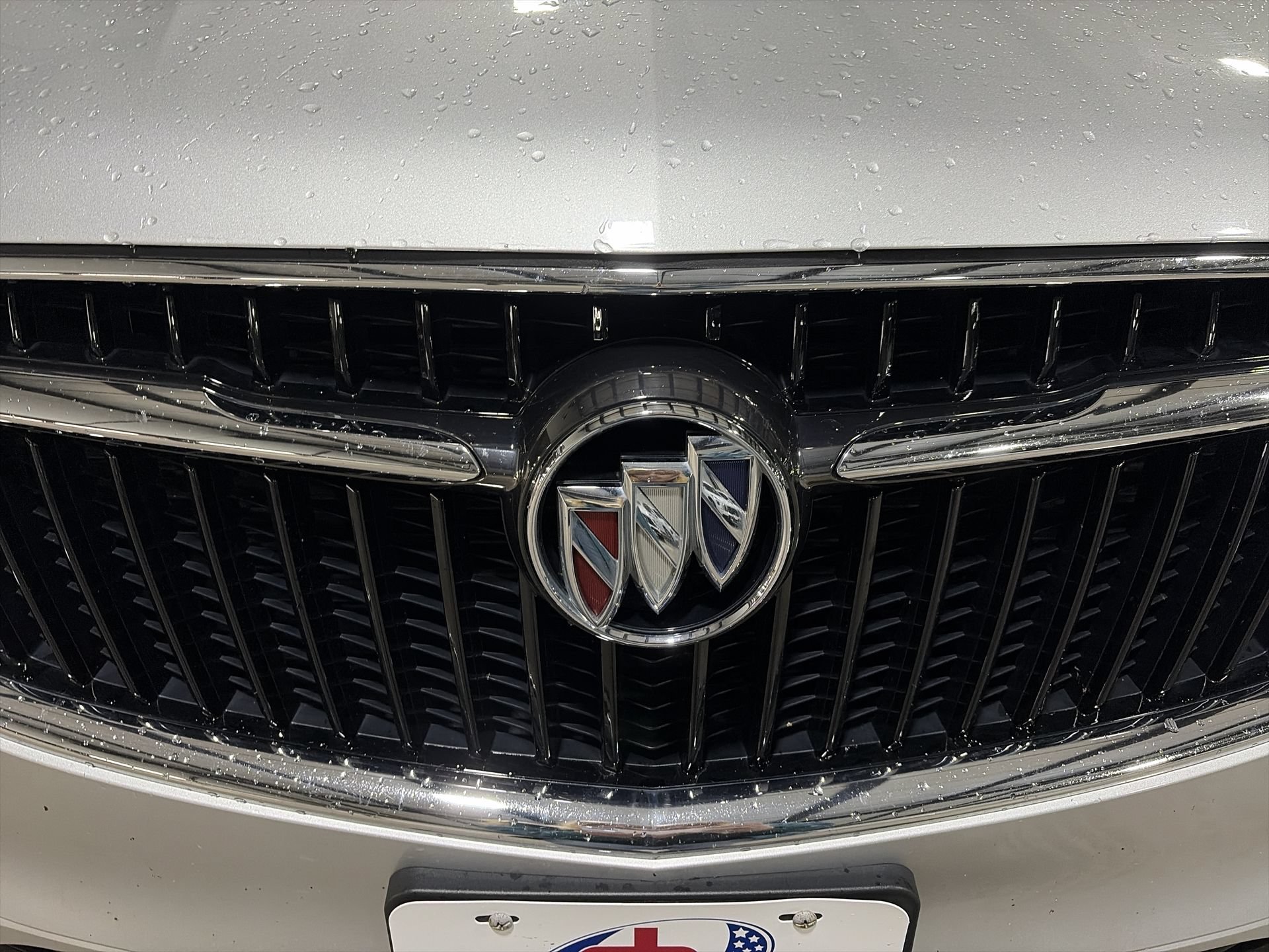 Used 2019 Buick Enclave Essence AWD/4WD image 32