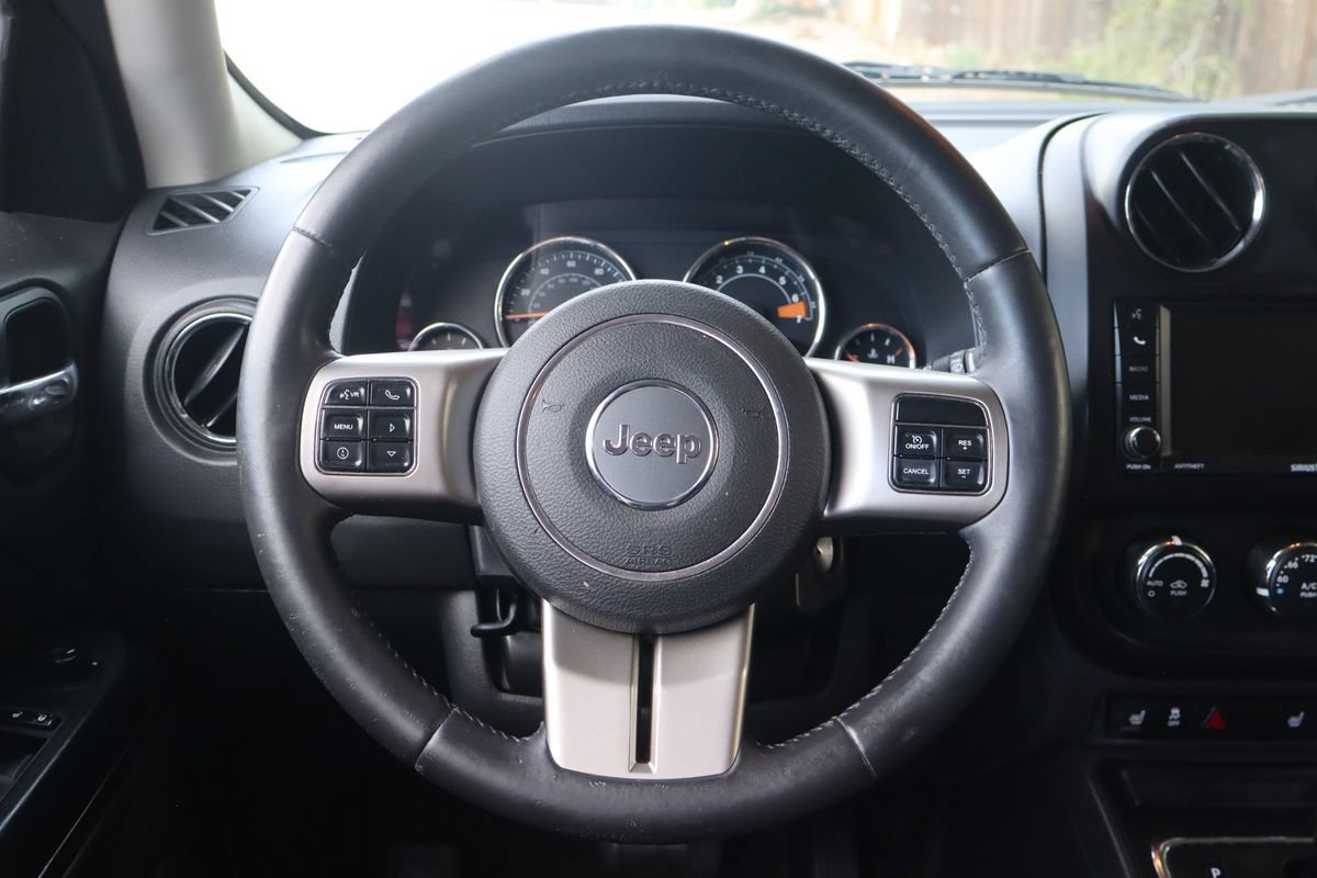 Used 2015 Jeep Patriot Limited w/ Sun/Sound Group FWD image 18