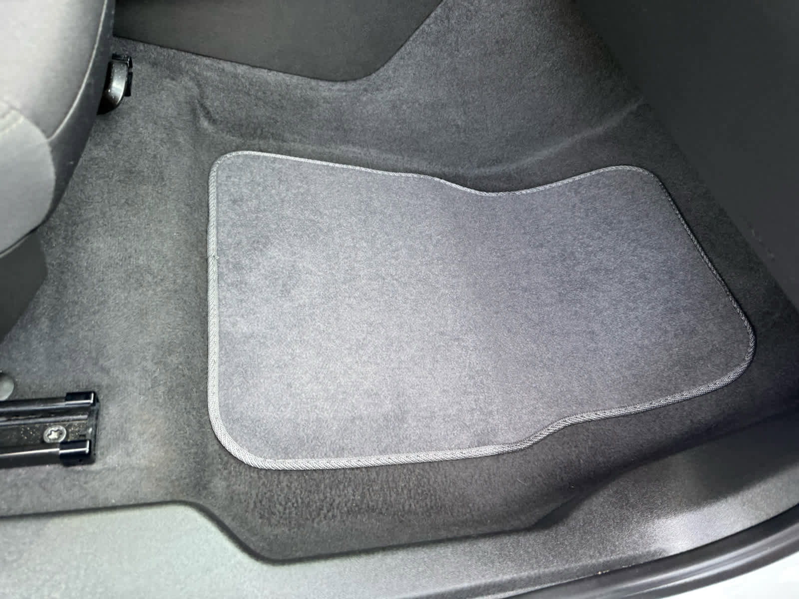 Used 2024 Chevrolet Malibu LT image 9