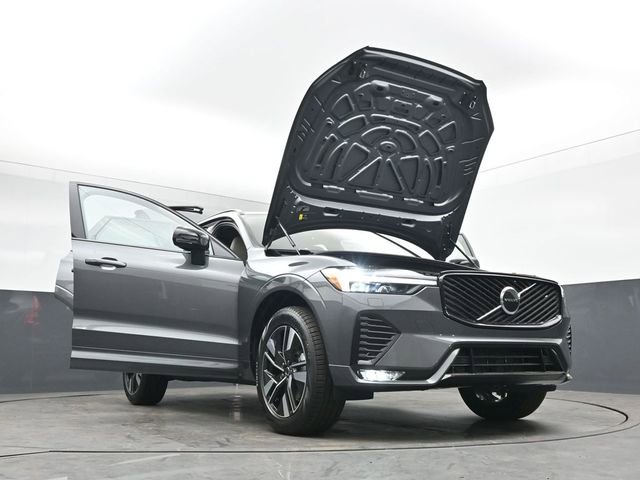 New 2026 Volvo XC60 B5 Core w/ Climate Package image 53