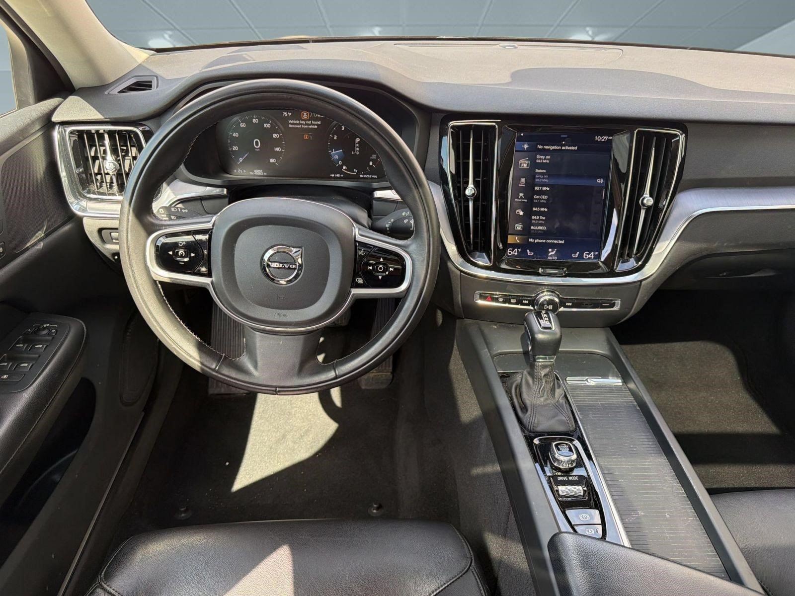 Used 2020 Volvo S60 T5 Momentum FWD image 28