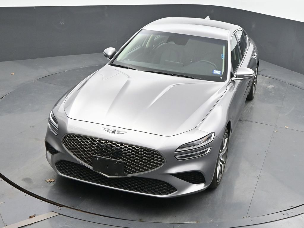 Used 2025 Genesis G70 2.5T image 31