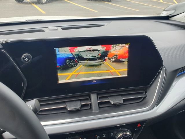 Certified 2024 Chevrolet Trax LT w/ Driver Confidence Package image 29