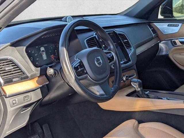 Used 2017 Volvo XC90 T6 Inscription w/ Vision Package image 10