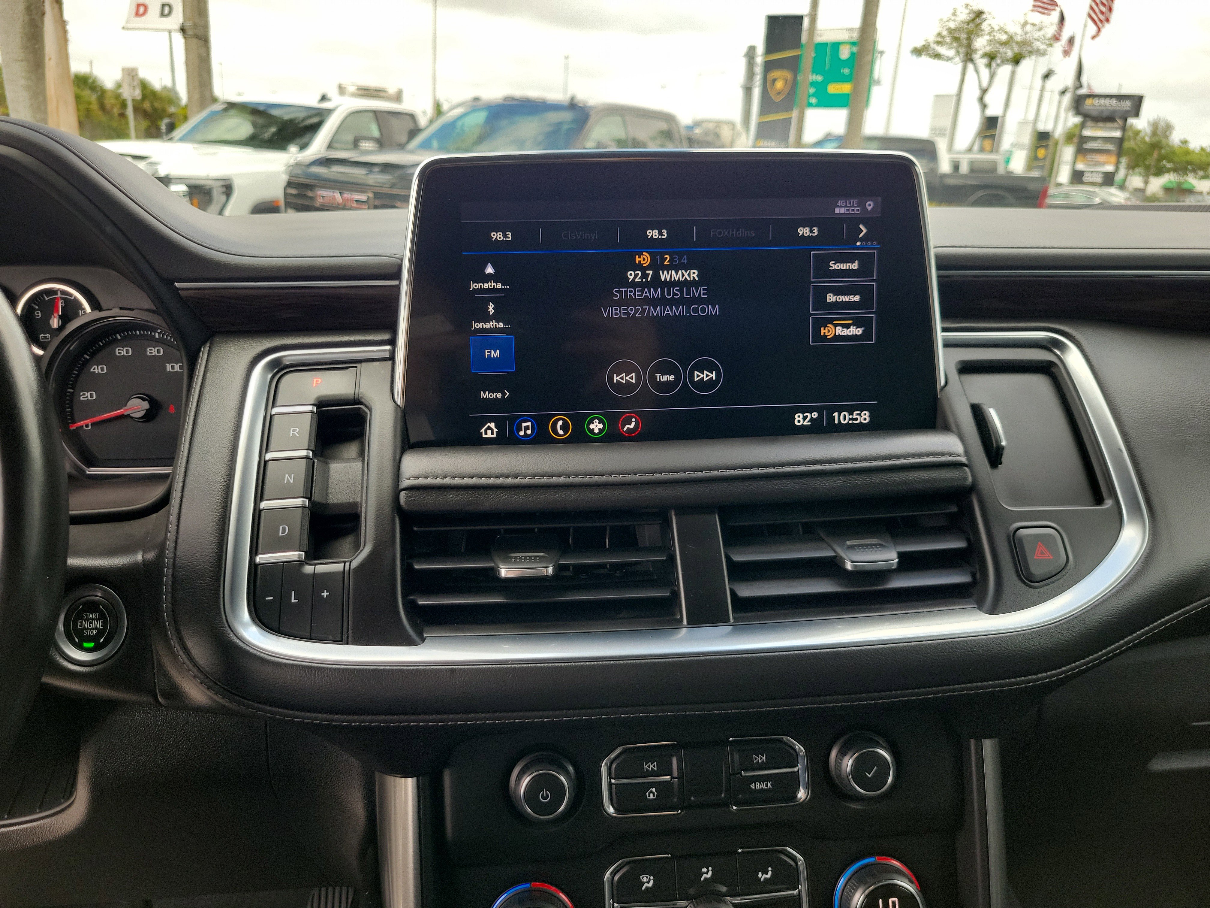 Used 2021 Chevrolet Suburban LT image 21