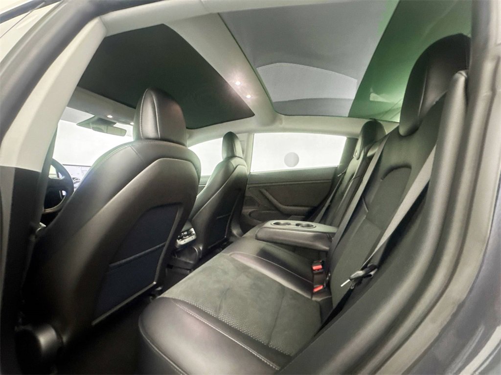 Used 2018 Tesla Model 3 Long Range image 23