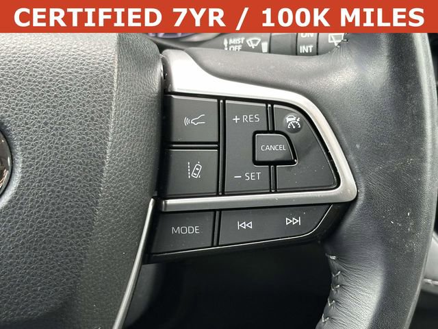 Used 2023 Toyota Highlander XLE FWD image 24