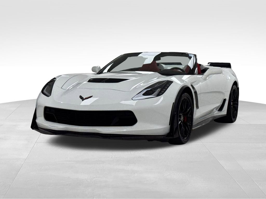 Used 2015 Chevrolet Corvette Z06 w/ 3LZ Preferred Equipment Group image 3