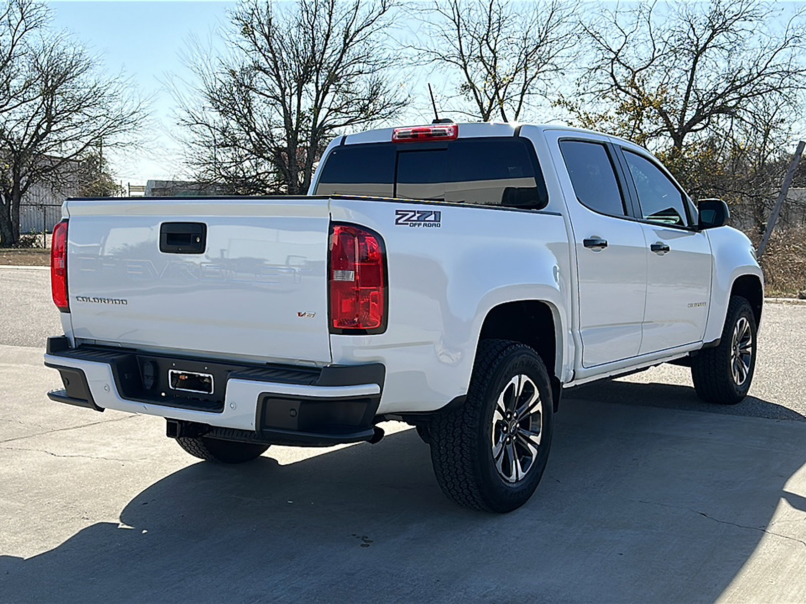 Used 2022 Chevrolet Colorado Z71 w/ Safety Package image 8