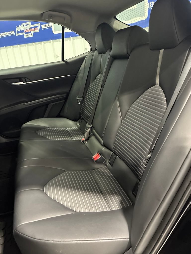 Used 2024 Toyota Camry SE w/ Cold Weather Package FWD image 31