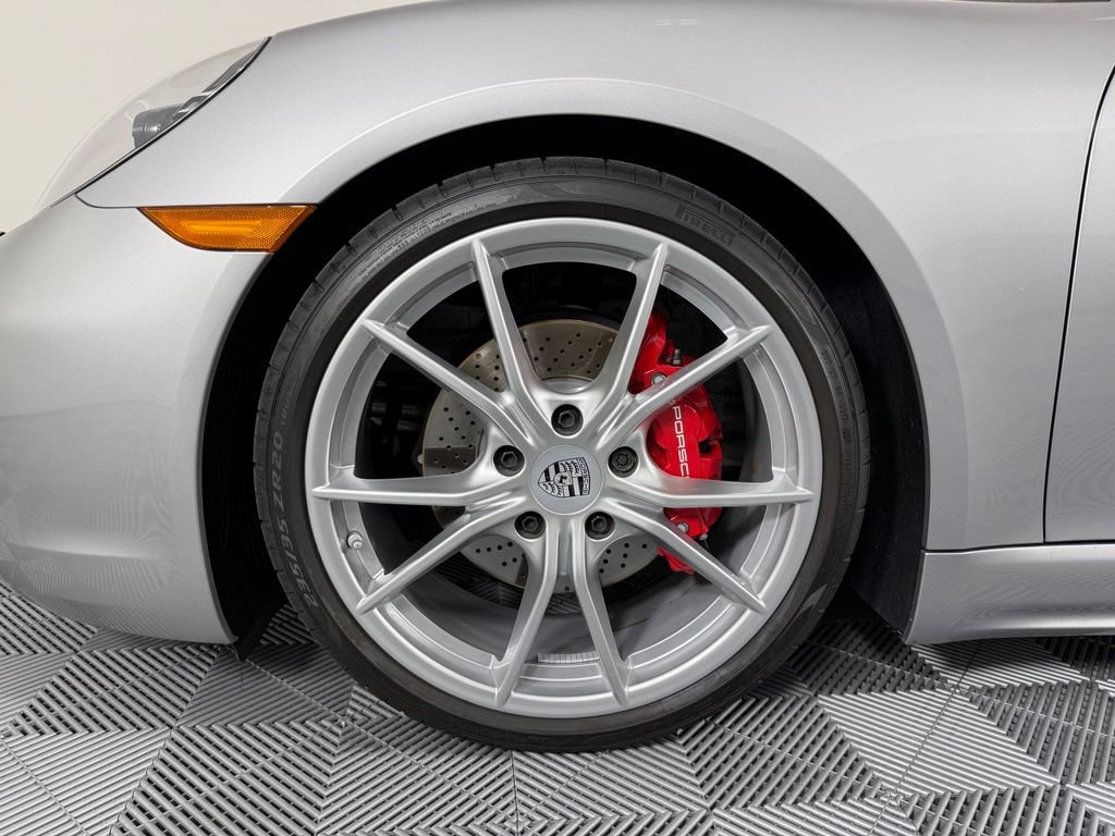 Certified 2025 Porsche 718 Boxster S RWD image 18