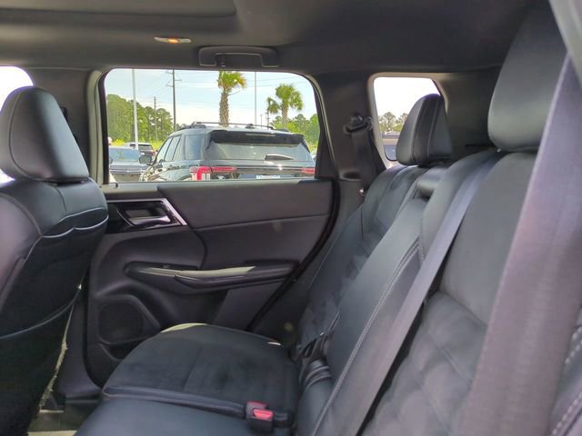 Used 2022 Mitsubishi Outlander SE FWD image 15