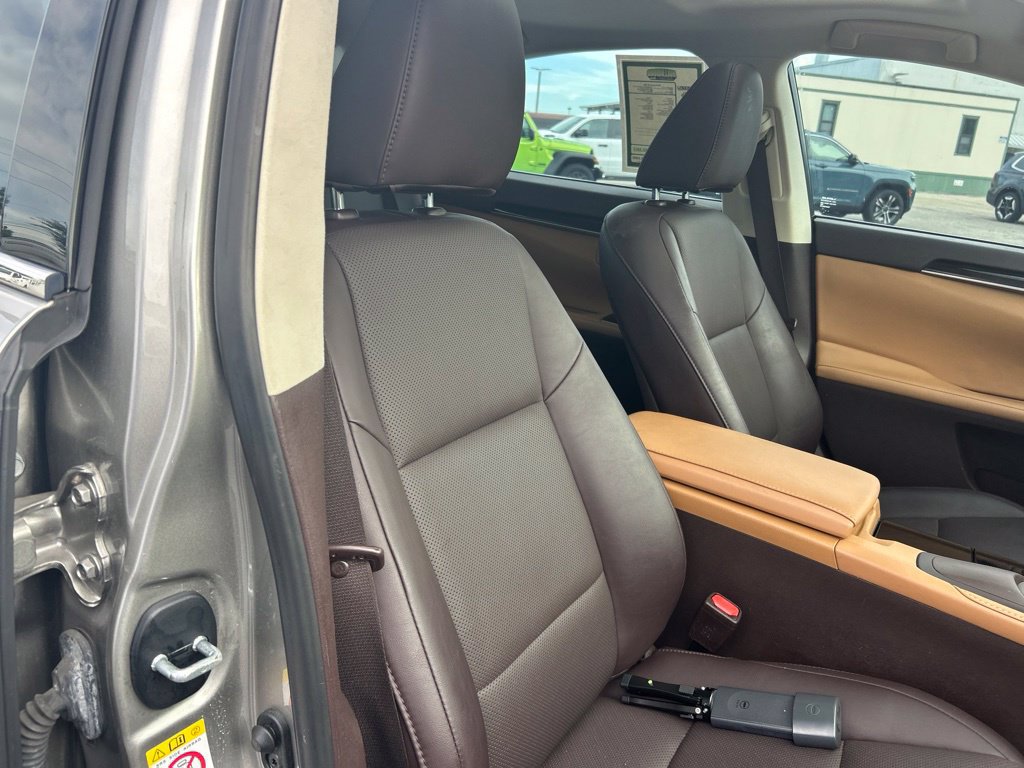 Used 2018 Lexus ES 350 w/ Premier Package FWD image 22