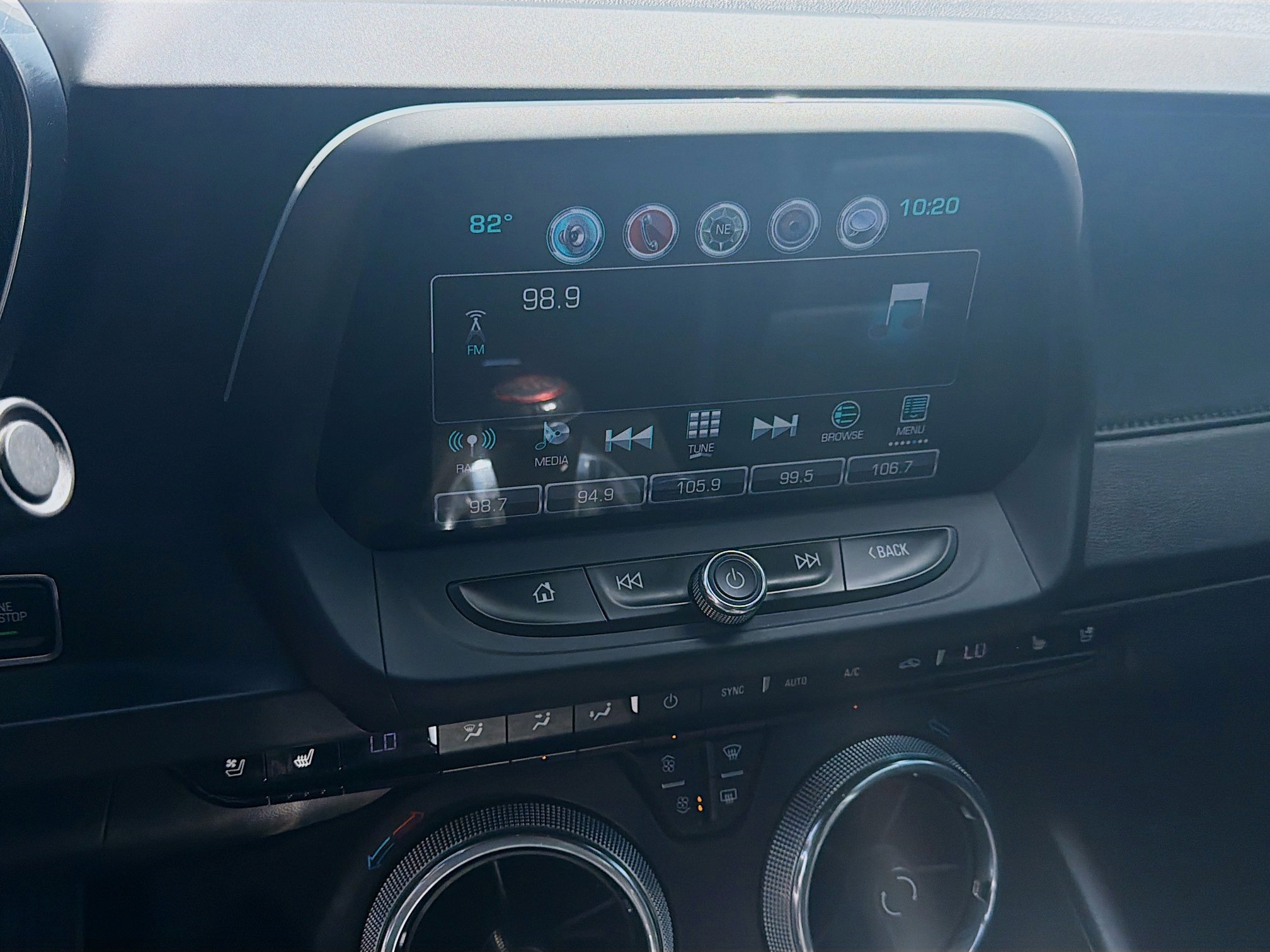 Used 2017 Chevrolet Camaro SS image 12