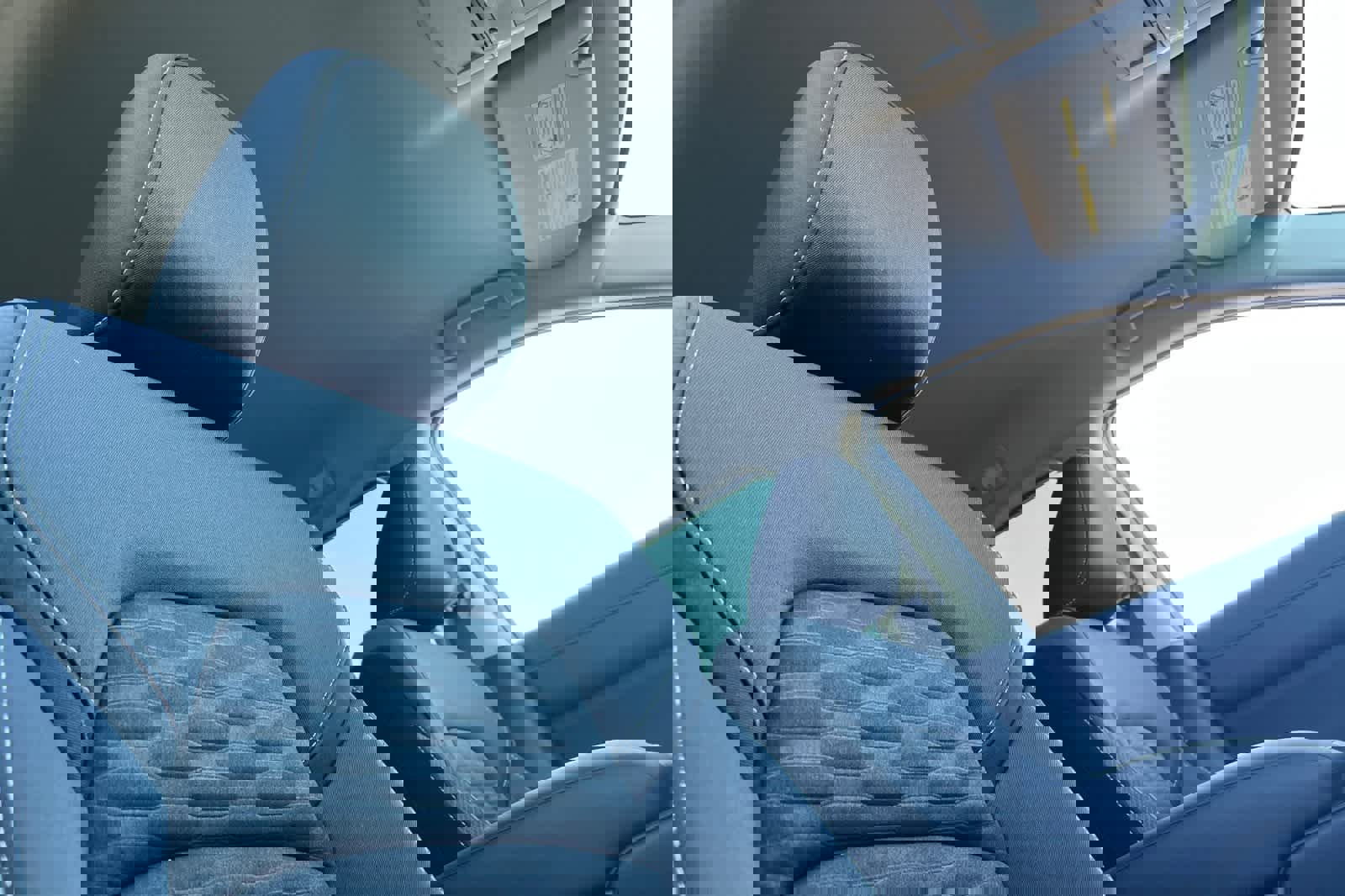 New 2025 Nissan Pathfinder S image 21