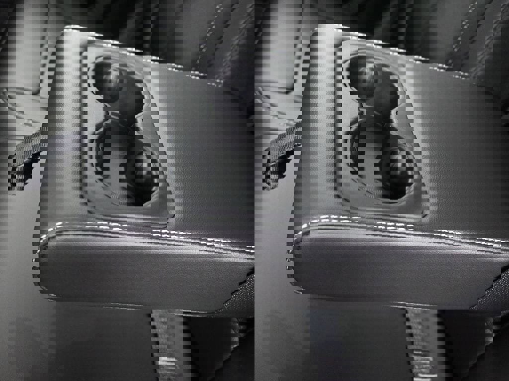 New 2025 Jeep Grand Cherokee Limited image 31