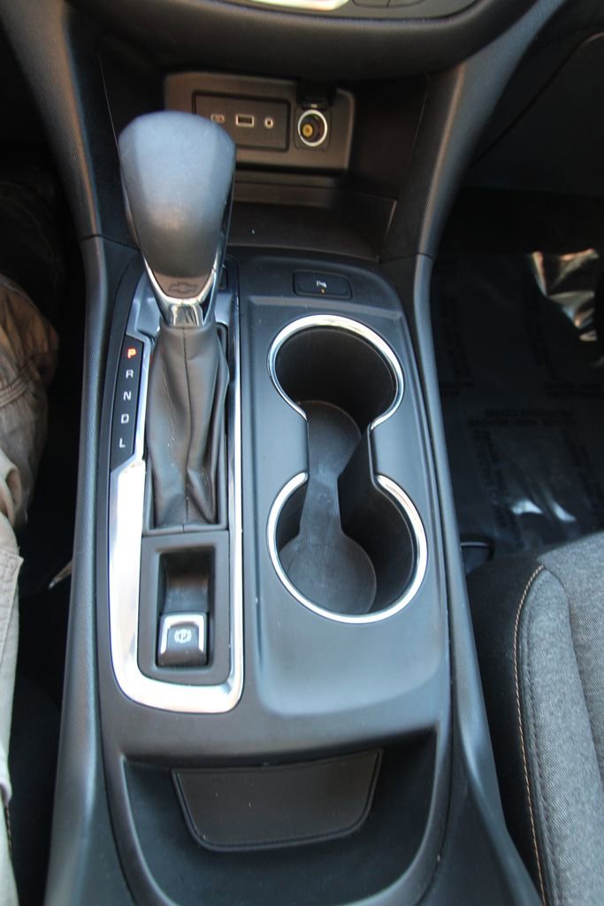 Used 2024 Chevrolet Equinox LT image 23