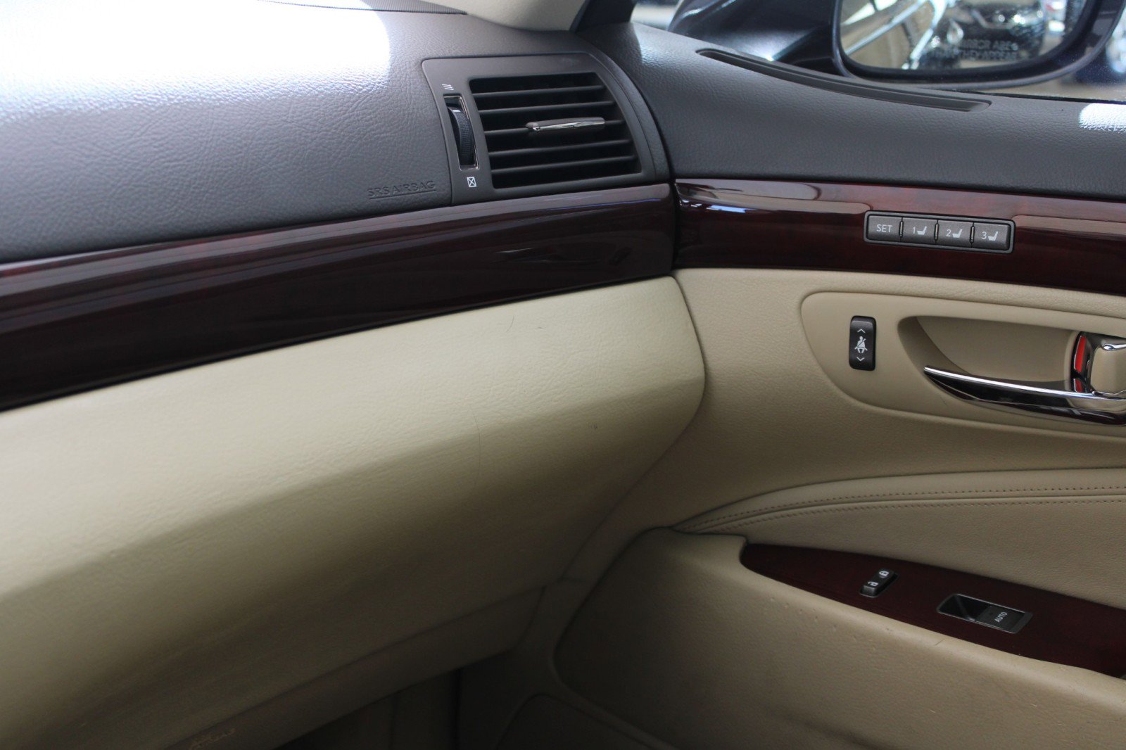 Used 2009 Lexus LS 460 image 20