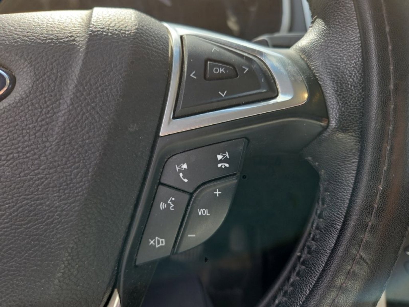 Used 2015 Ford Edge SEL w/ Equipment Group 201A image 17