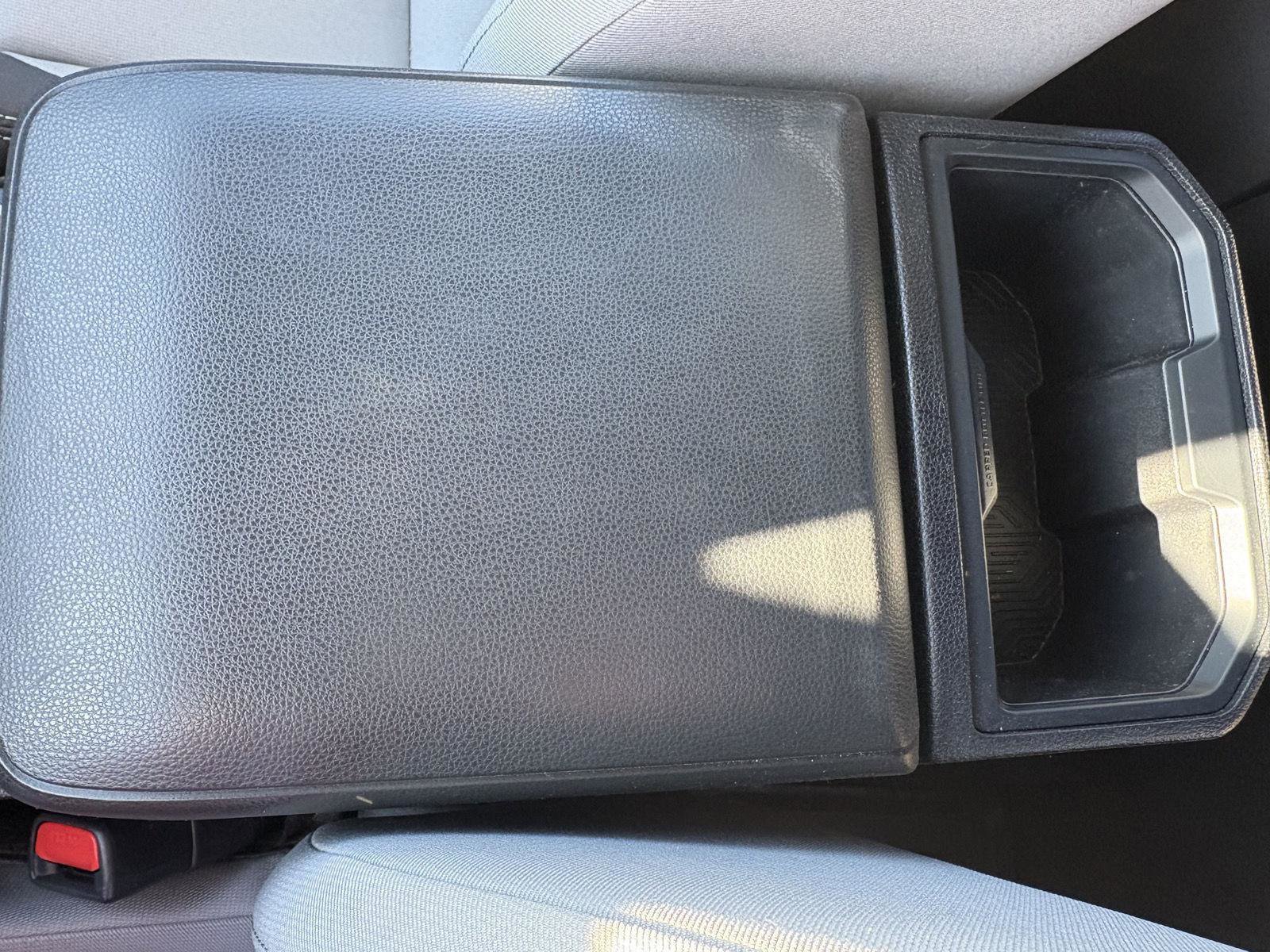 Used 2025 Toyota Tacoma TRD Sport w/ TRD Sport Upgrade Package image 16