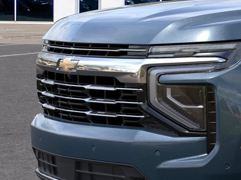 New 2026 Chevrolet Suburban LT w/ Comfort Package AWD/4WD image 14