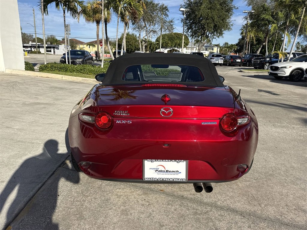 Used 2022 MAZDA MX-5 Miata Grand Touring w/ Weather Package image 3