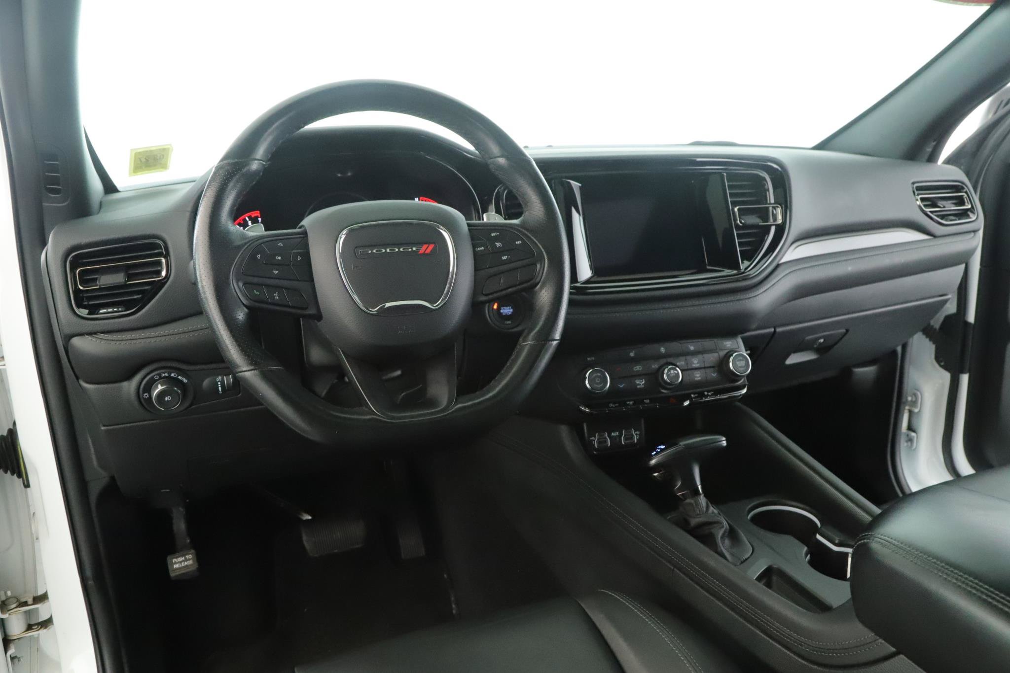 Used 2022 Dodge Durango GT w/ Blacktop Package AWD/4WD image 2