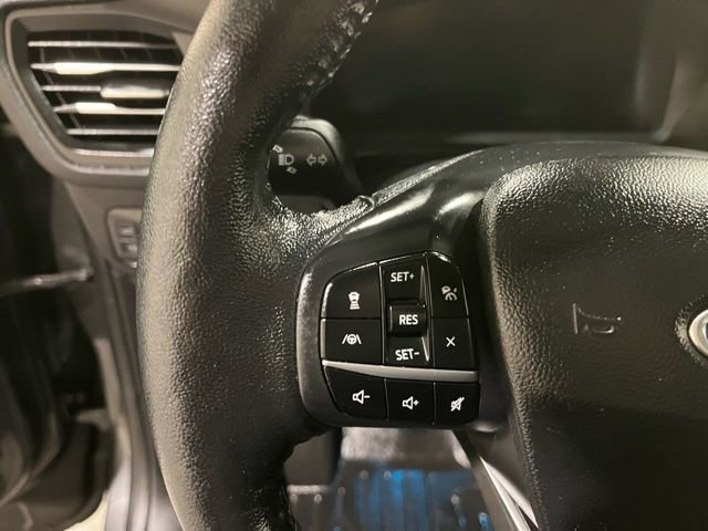 Used 2020 Ford Escape Titanium image 23